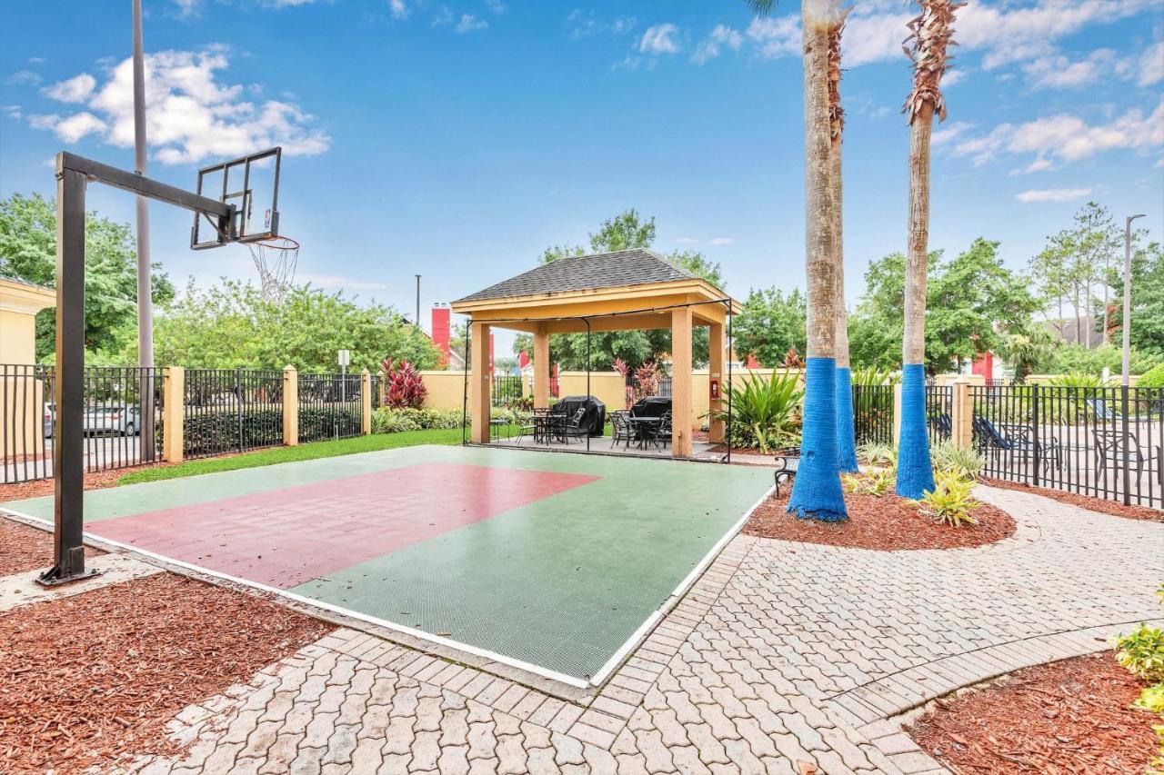 1Br 2 Queens Apt-Hotel With Pool, Hot Tub & Arcade, Near Disney & Universal! Orlando Zewnętrze zdjęcie